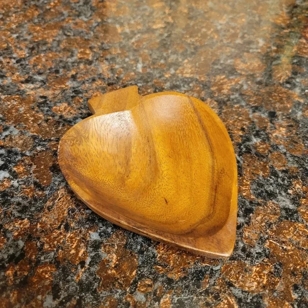 Vintage Wooden Heart Leaf Shaped Trinket Bowls Ring Dish Boho Mid Century Modern